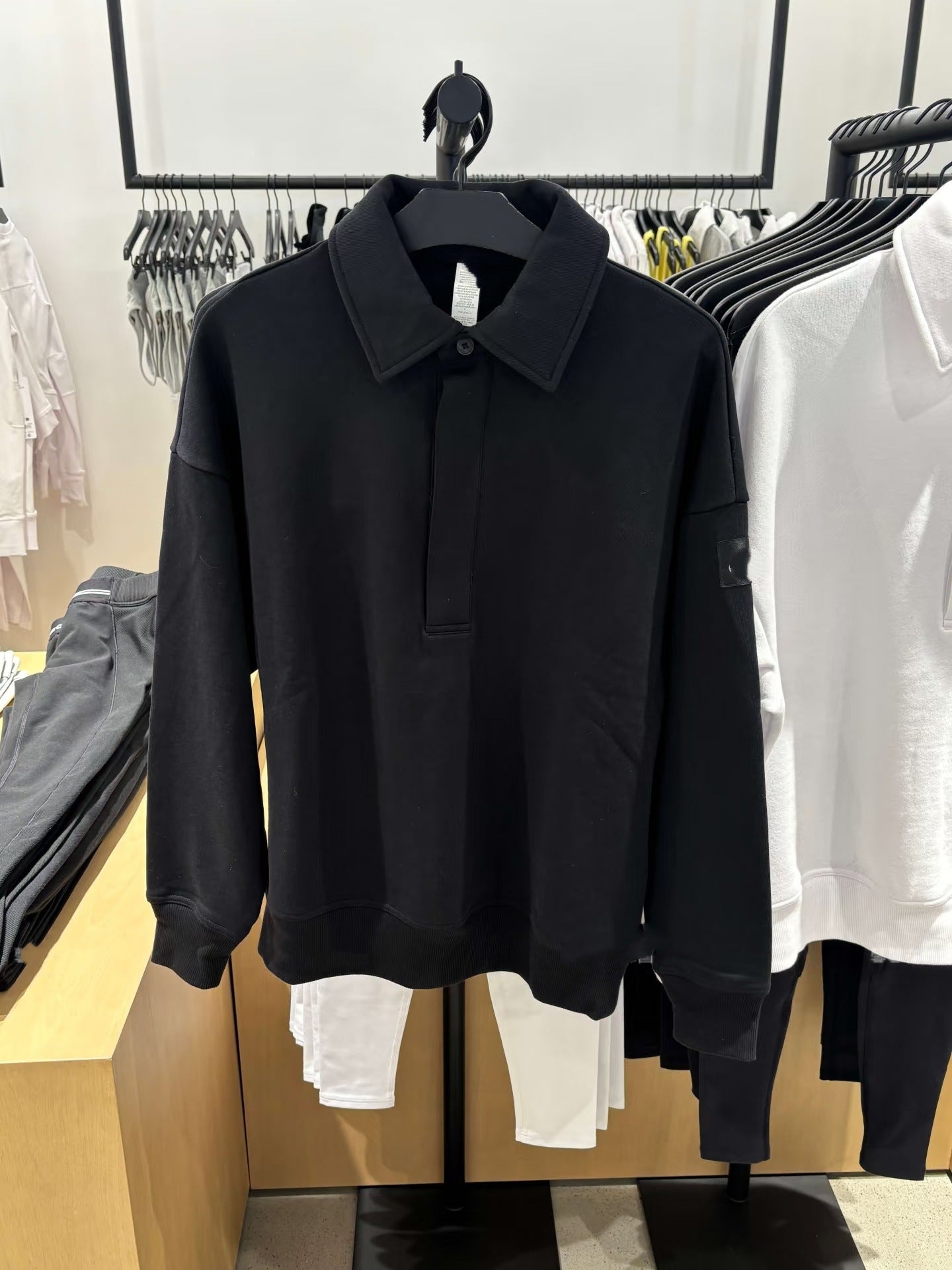 GMABCD polo collar sweatshirt black color variant product photo, mens casual knit top